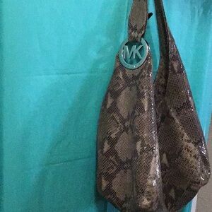 Micheal Kors Hobo  Grey Snakes 🐍 Skin